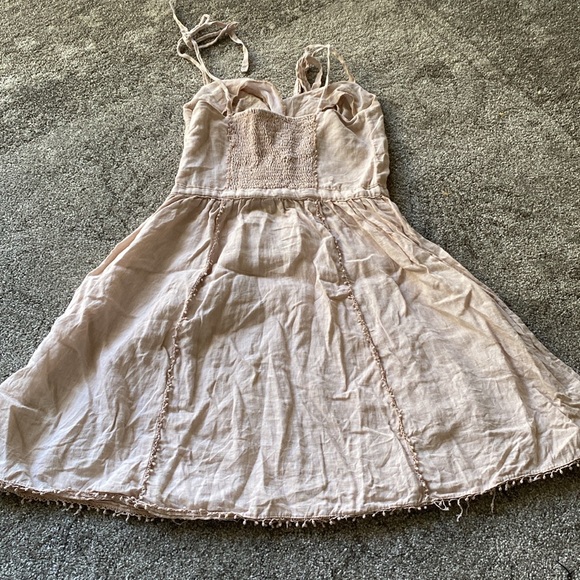 Linen Dress - Picture 3 of 4